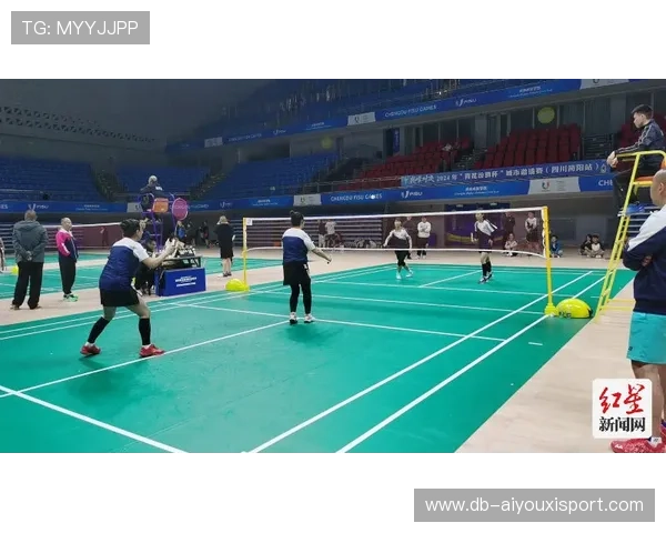 “羽毛球：简阳文体中心赛场迎来世界羽坛巨星对决”